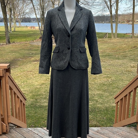 Talbots stunning bl & wh blazer 10P - Picture 2 of 12